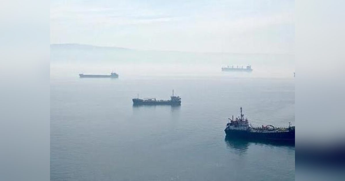 Karadeniz'de Ticari Gemilere Saldırılar Tahıl Sevkiyatını Tehdit Ediyor