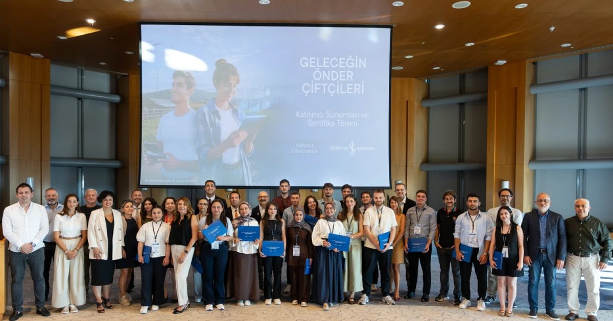 Future Leaders in Agriculture Program Graduates Its First Cohort