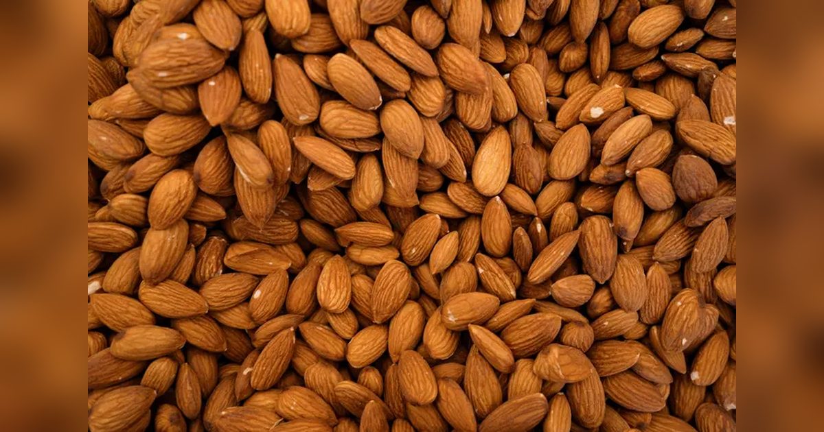 Adıyamanlı Badem Üreticisi Hasat Öncesi Fiyat İstiyor