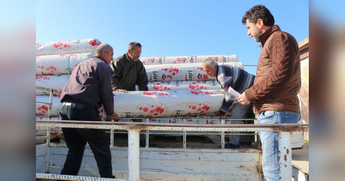 Antalya'da Afetzede Çiftçilere 657 Bin Metrekare Sera Desteği
